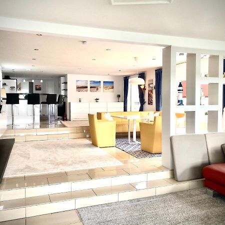 Ferienhaus Mit Wundervollem Seeblick Ferienpark Vislust Ijsselmeer Wervershoof Bagian luar foto